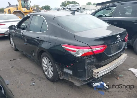 2019 Toyota Camry Le из США, поврежденный, VIN 4T1B11HK5KU234319